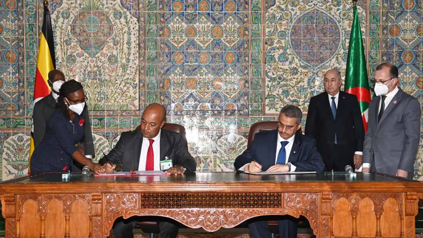 The President of the Republic and his Ugandan counterpart supervised the signing ceremony of agreements and memoranda of understanding